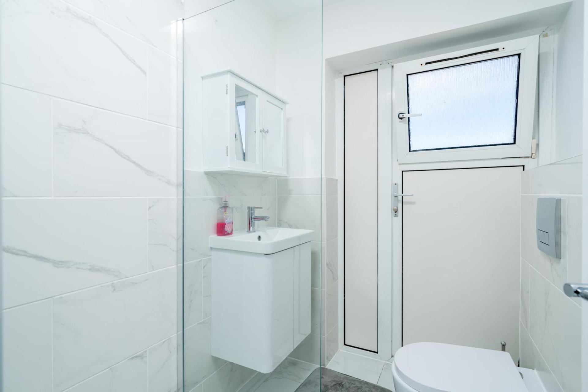 Private Room In London Enfield With Parking エクステリア 写真