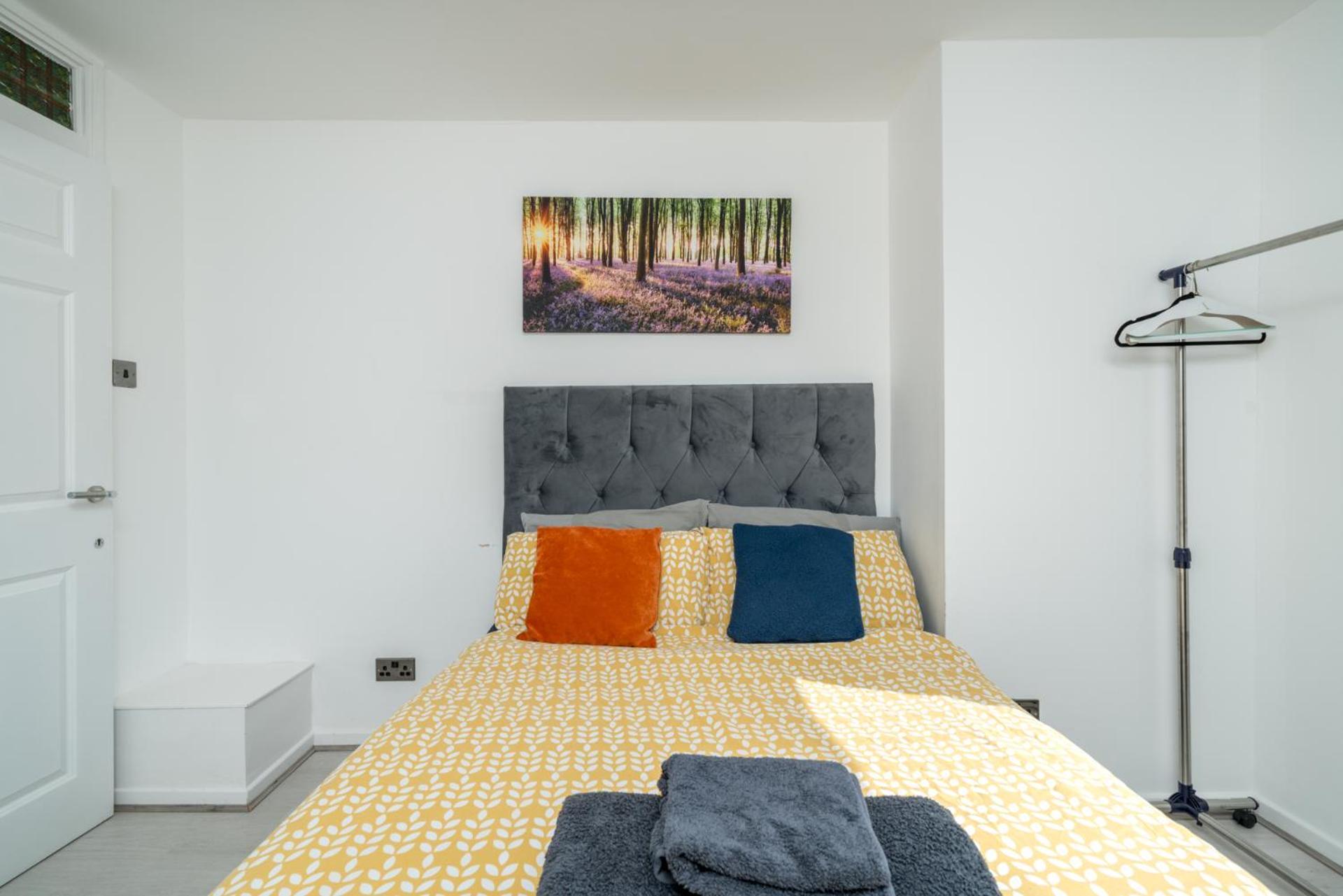 Private Room In London Enfield With Parking エクステリア 写真